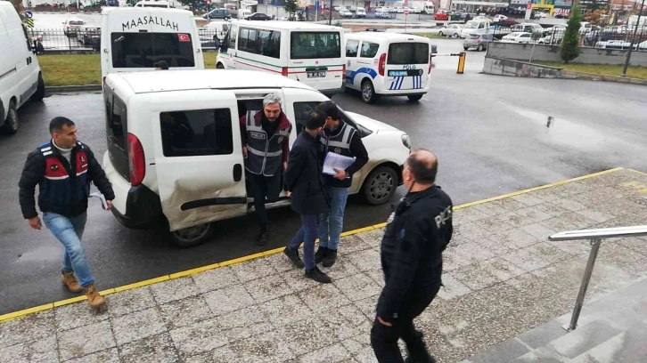 Yalnız gördüğü kadınlara odunla saldıran şahıs tutuklandı