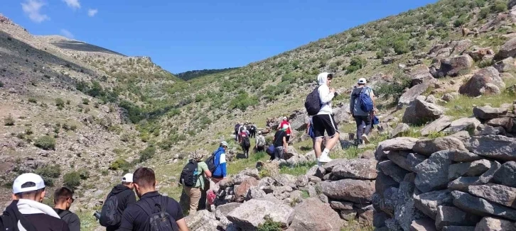 Karapınar’da Gençlik Haftası yürüyüşü
