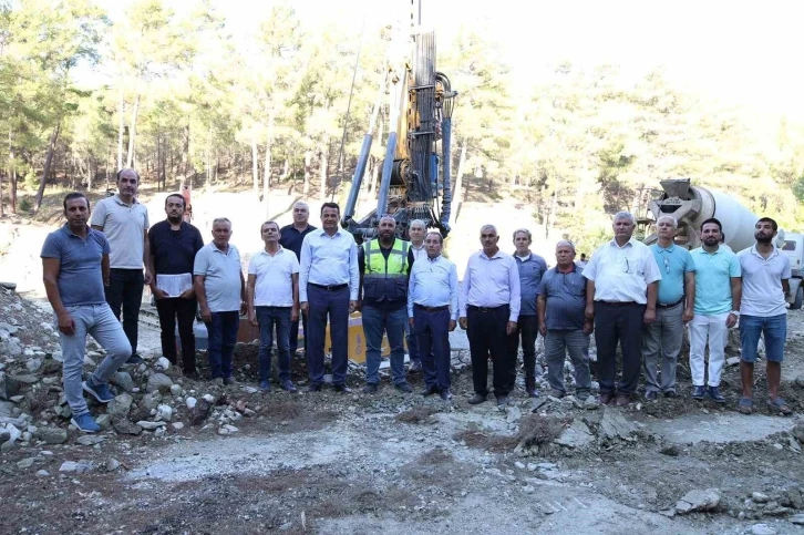 Kaş’ta Lengüme Köprüsü’nün temeli atıldı
