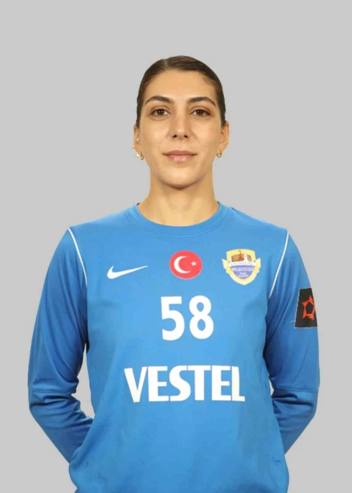 Kastamonu Belediyesispor’da kaleci Merve Erbektaş takımdan ayrıldığını açıkladı
