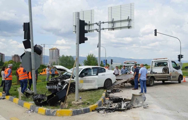 Kastamonu’da iki ayrı trafik kazasında 6 kişi yaralandı
