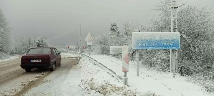 Kastamonu’da kar yağışı etkili oluyor
