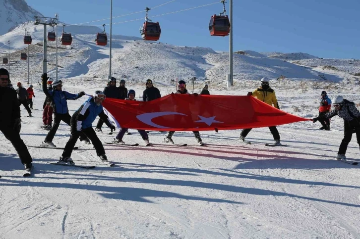 Kayak sezonunu açan Erciyes’e davet
