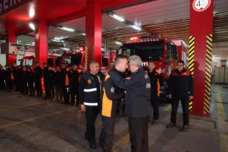 Kayseri İtfaiyesi sel bölgesine yardıma gidiyor