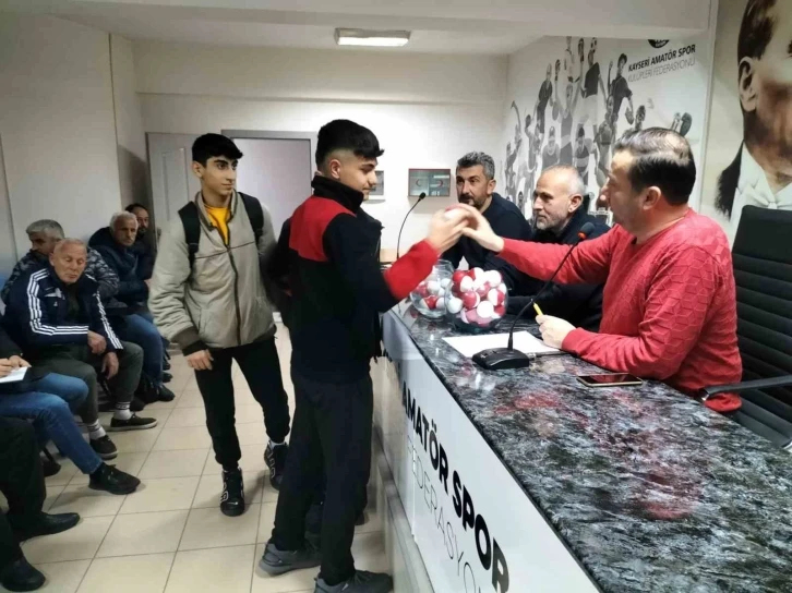 Kayseri U-15 Futbol Ligi fikstürü çekildi
