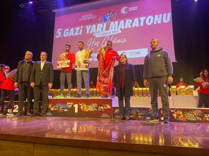 Kayserili sporcu, Gaziantep maratonunda birinci oldu
