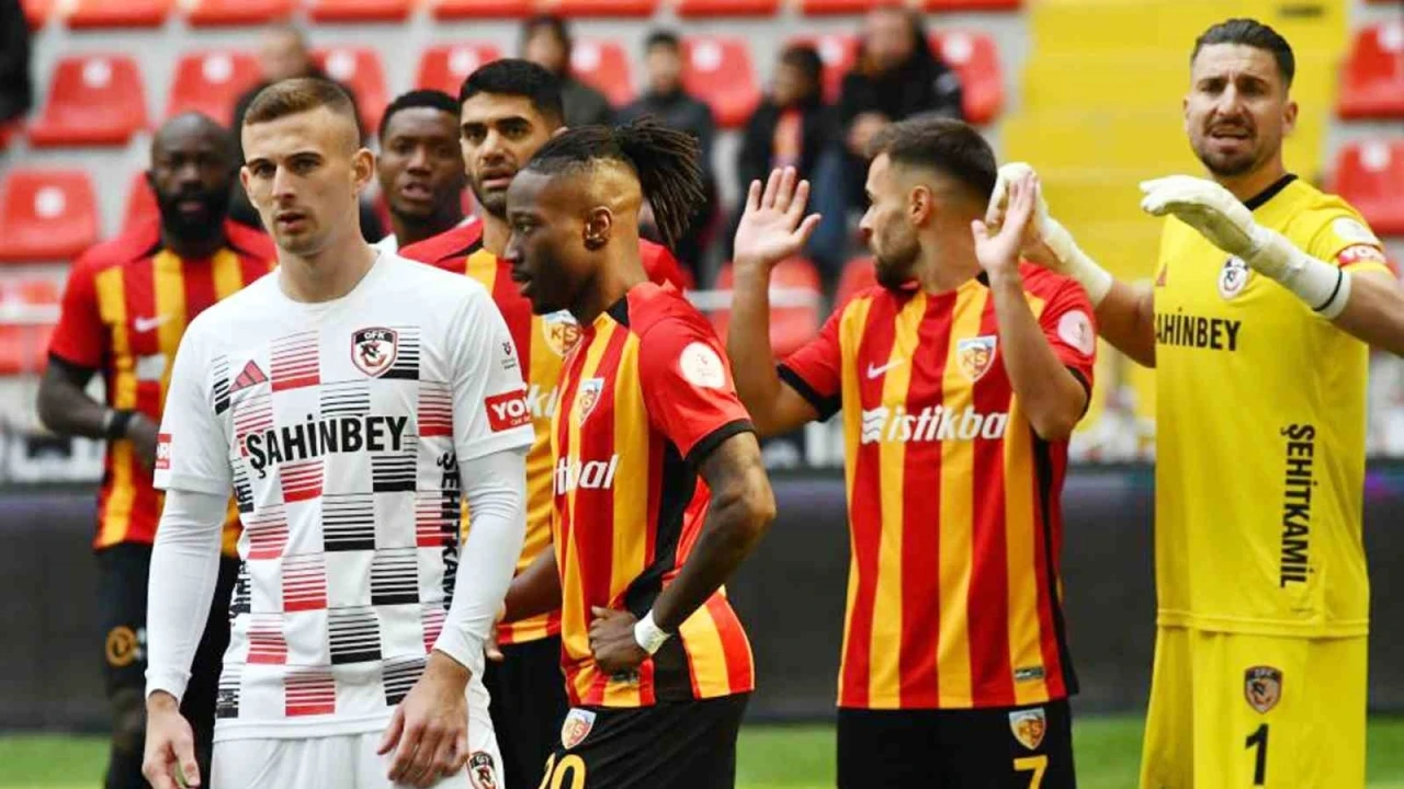 Kayserispor ligdeki 5. beraberliğini aldı
