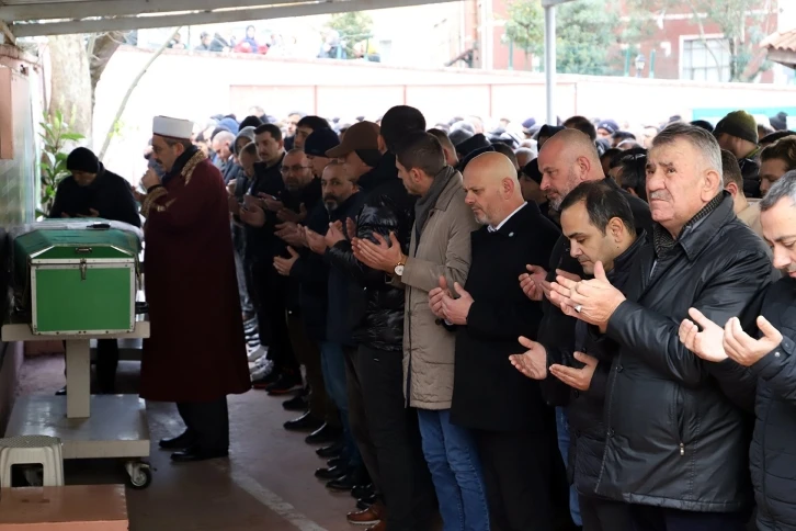 Kaza kurşunuyla hayatını kaybeden güvenlik görevlisi son yolculuğuna uğurlandı
