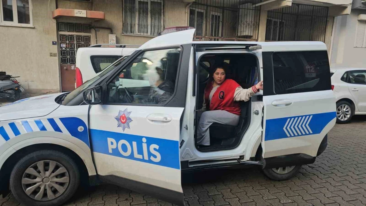 Kazada yaralanan öğrenciyi sınava polisler yetiştirdi
