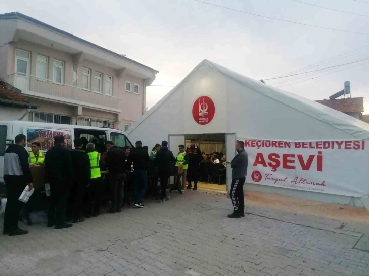 Keçiören Belediyesi’nden deprem bölgesinde iftar hizmeti
