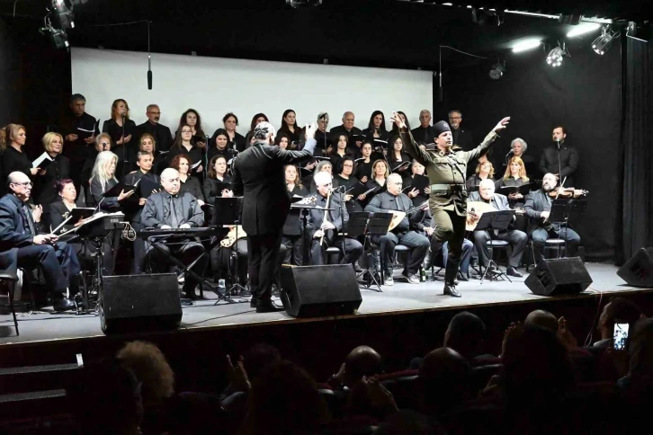 Kemer’de, Çanakkale şehitleri konserle anıldı
