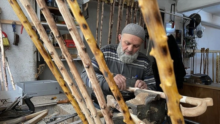 Kendisi için yaptığı bastonun imalatçısı oldu