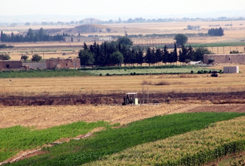 Kilis yakınlarında 3 PYD'li yakalandı