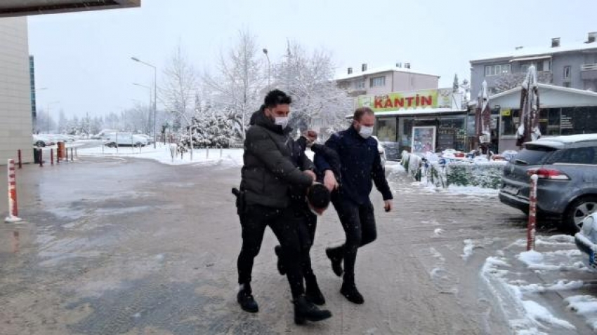 Bursa'da eşini ve kız kardeşini bıçaklamıştı...