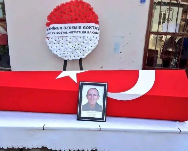 Kıbrıs Gazisi son yolculuğuna uğurlandı
