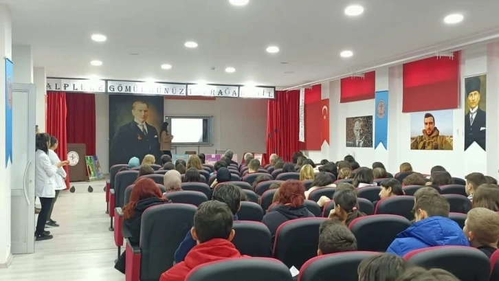 Kırklareli’de öğrencilere kanser farkındalık eğitimi
