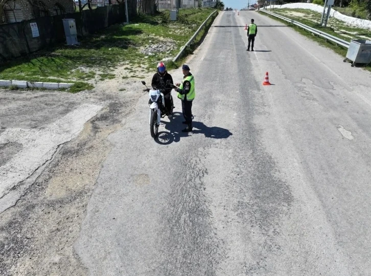 Kırklareli’nde jandarma ekiplerinden bayram öncesi dronlu denetim
