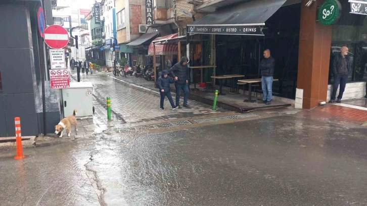 Kırklareli’nde sağanak ve dolu etkili  oldu
