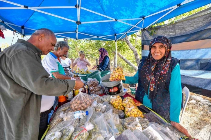 ’Kırsal Mahalle Buluşmaları’ Uzuncaburç’ta gerçekleşti
