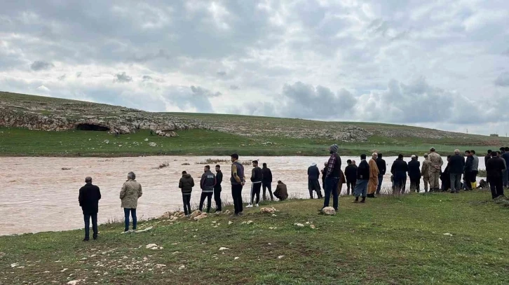 Kızıltepe’de derede kaybolan 11 yaşındaki çocuk aranıyor