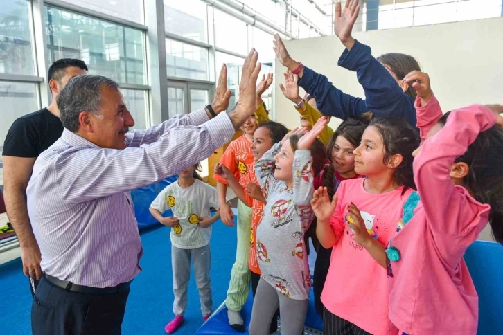 KMÜ’nün ‘Haydi Gel Spor Yapalım’ projesine çocuklar yoğun ilgi gösterdi
