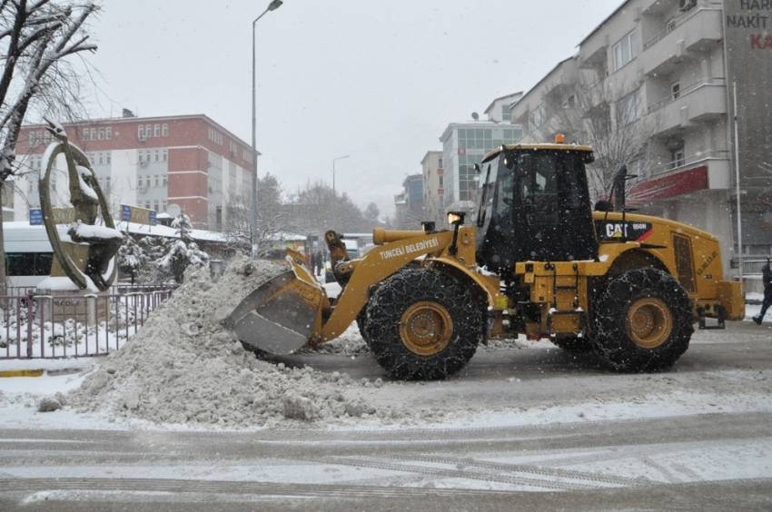 O ilde 238 köy yolu ulaşıma kapandı