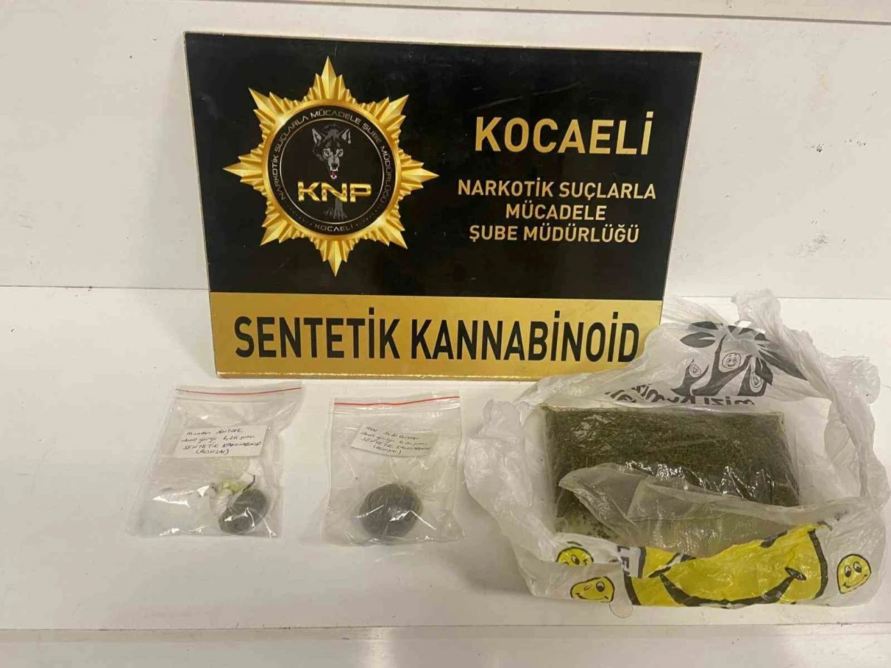 Kocaeli’de uyuşturucu ticareti suçundan 8 şüpheli tutuklandı
