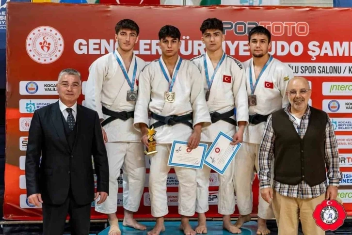 Kocaeli’nin gençleri judoda zirvede
