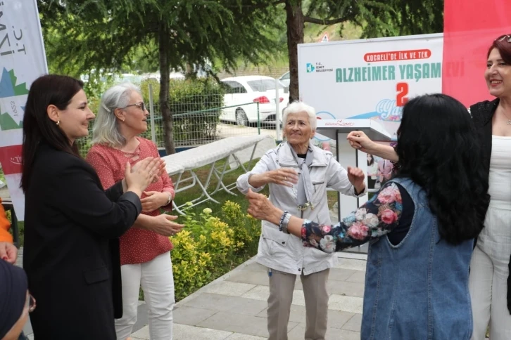 Kocaeli’nin ilk ve tek Alzheimer Yaşam Evi ikinci yaşını kutladı
