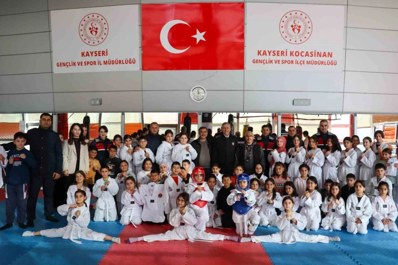 Kocasinan Jandarma ERVA Spor Okulu’na ziyaret
