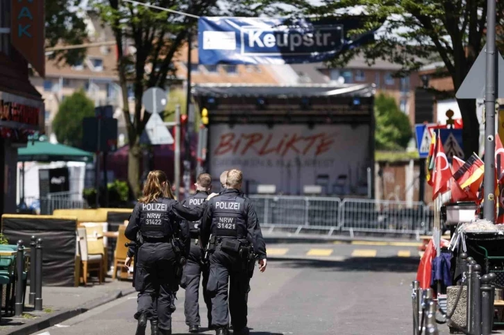 Köln’de Türk caddesindeki ırkçı saldırının 20. yılında "Birlikte" temalı tören
