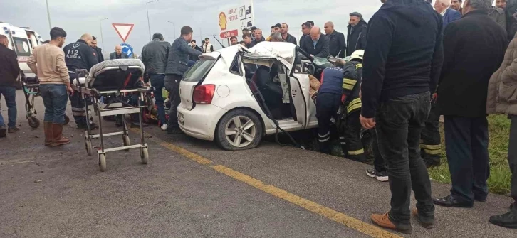 Kontrolden çıkan otomobil takla attı: 2 yaralı
