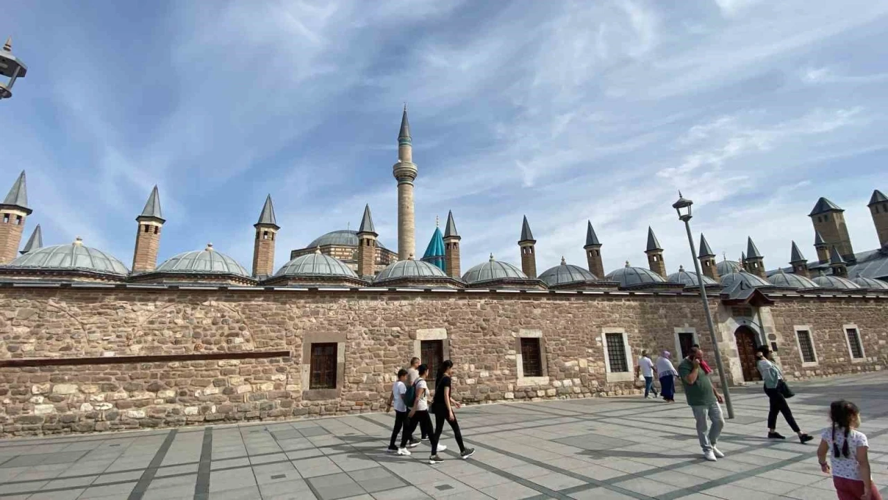 Konya Mevlana Müzesi, 2024’te 2 milyon 634 bin 355 kişi tarafından ziyaret edildi
