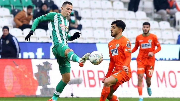 Konyaspor 1 puanı uzatmada aldı