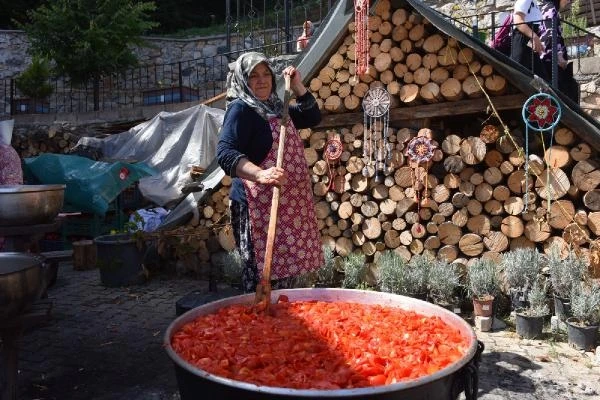 Bursalı kadınların hayatlarını değiştiren kooperatifler