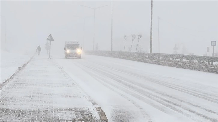 Kop Dağı Geçidi ulaşıma açıldı