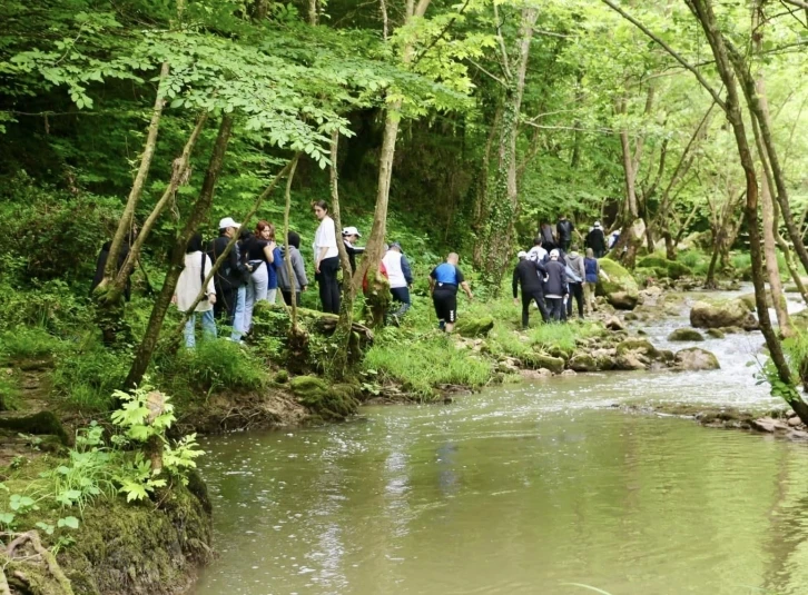 Körfez’in doğal güzelliklerinde trekking keyfi