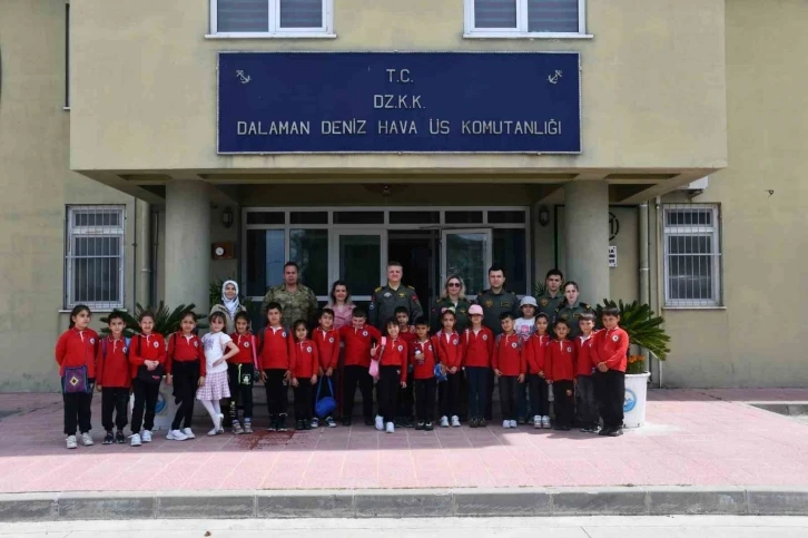 Köyceğizli öğrenciler Dalaman Deniz Hava Üs Komutanlığı’na misafir oldu
