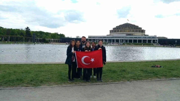 Köyceğizli öğrenciler Polonya’daki eğitimlerini tamamladı
