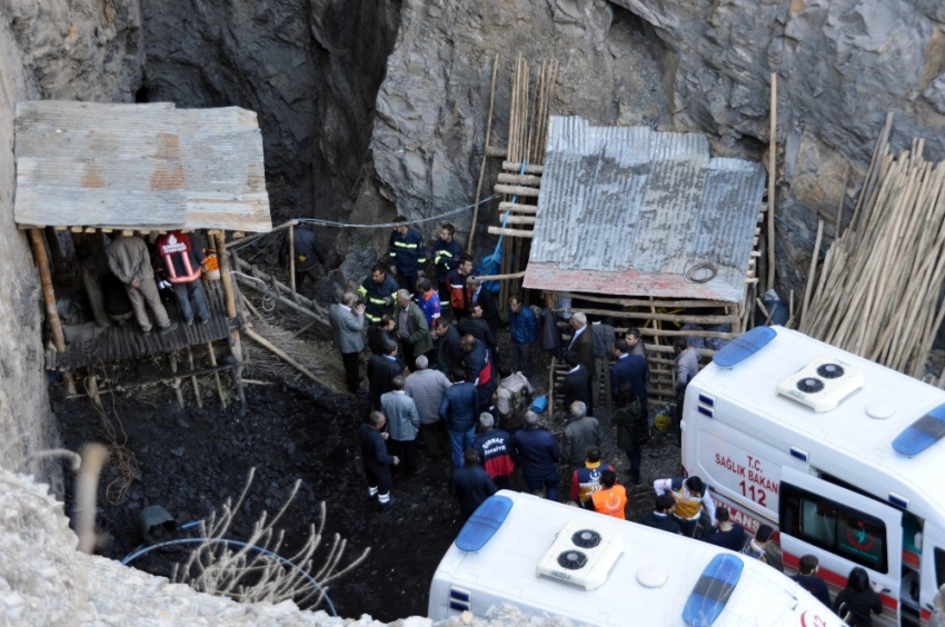 Acı haber geldi: Kuyuya düşen 3 işçi de hayatını kaybetti