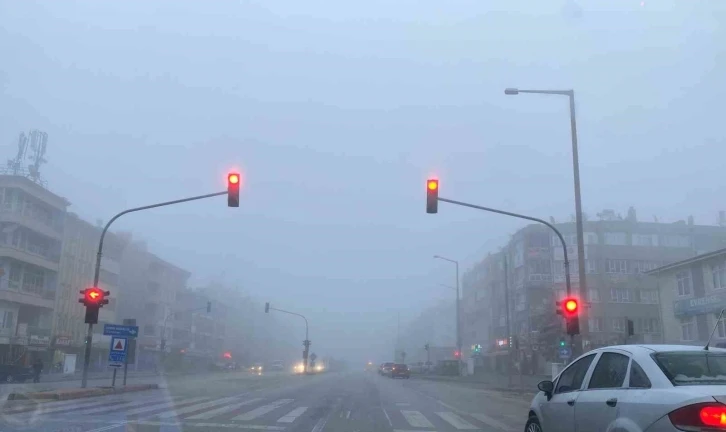 Kulu’da yoğun sis etkili oldu
