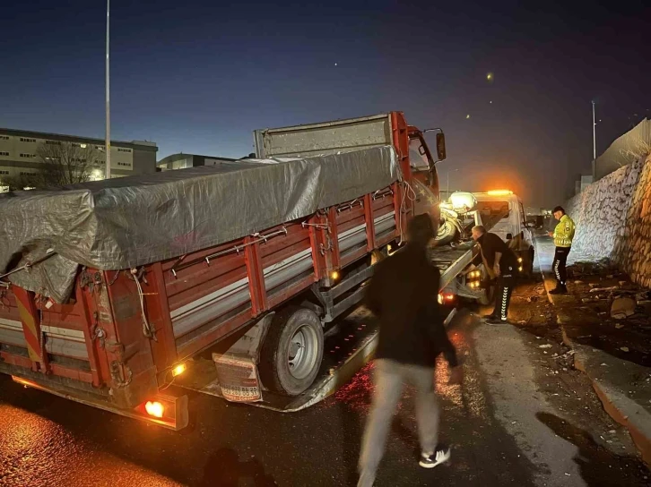 Kural tanımayan sürücülerin, ters yöne girme ısrarı çileden çıkardı
