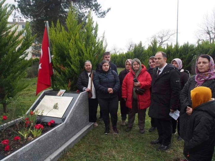 Kurtuluş Savaşı’nda Karadeniz’de cephane taşıyan Rahime Kaptan kabri başında anıldı
