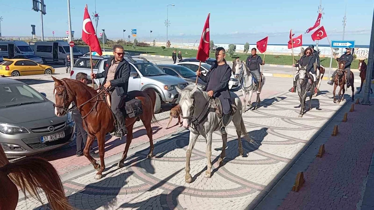 Kurtuluş Savaşı’nın simgesi İstiklal Yolu’nda anlamlı sürüş
