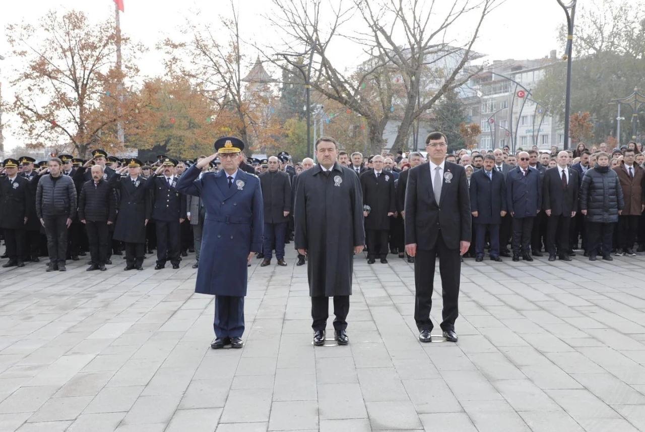 Kütahya’da 10 Kasım Atatürk’ü Anma Günü
