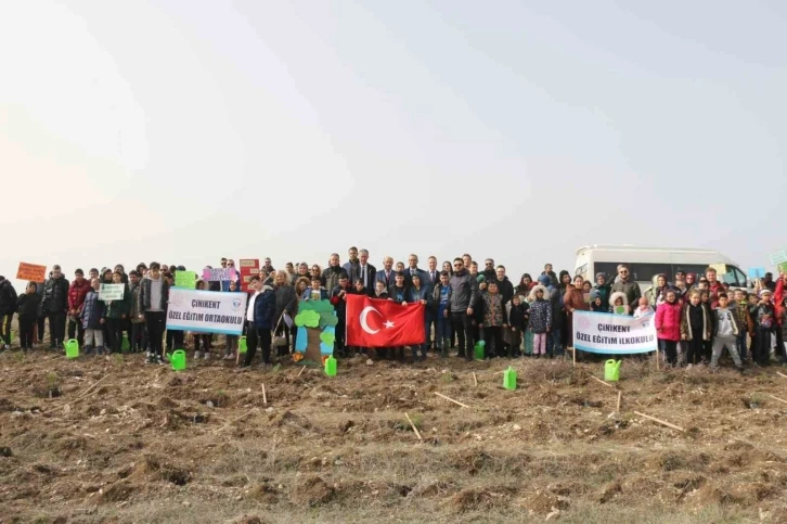 Kütahya’da fidan dikimi etkinliği
