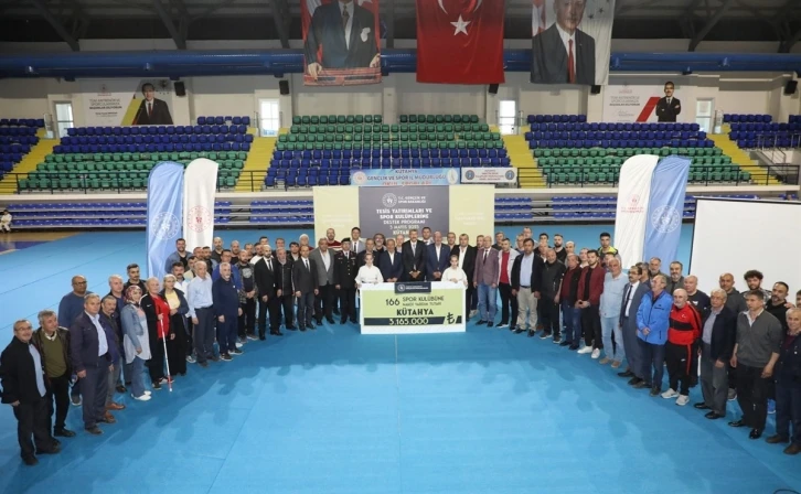 Kütahya’da spor kulüplerine 3 milyon 165 bin TL nakdi yardım
