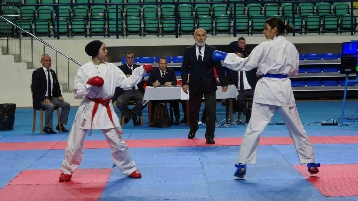 Kütahya’da Türkiye Gençler Karate Şampiyonası
