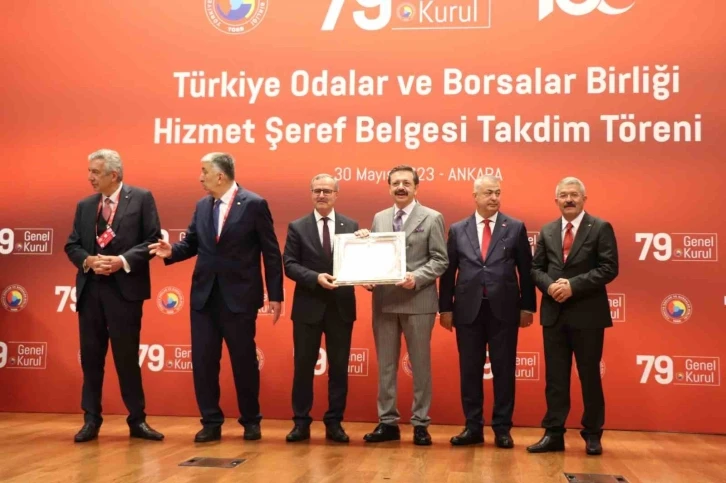 Kütükcü, TOBB Hizmet Şeref Belgesi aldı
