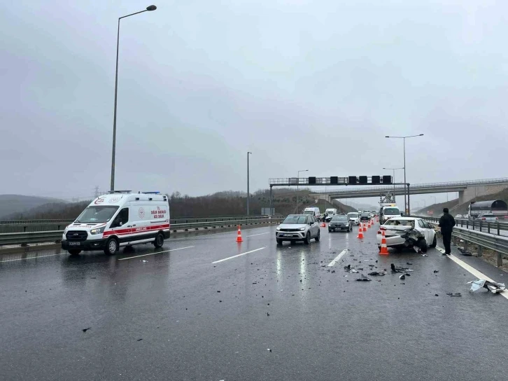 Kuzey Marmara Otoyolu’nda zincirleme kaza: 5 yaralı